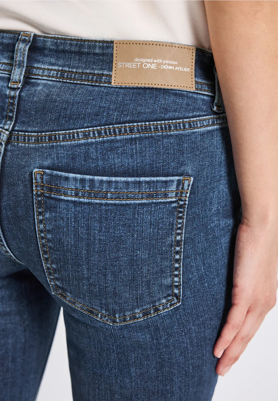 Street One Bootcut Blue Jean 30