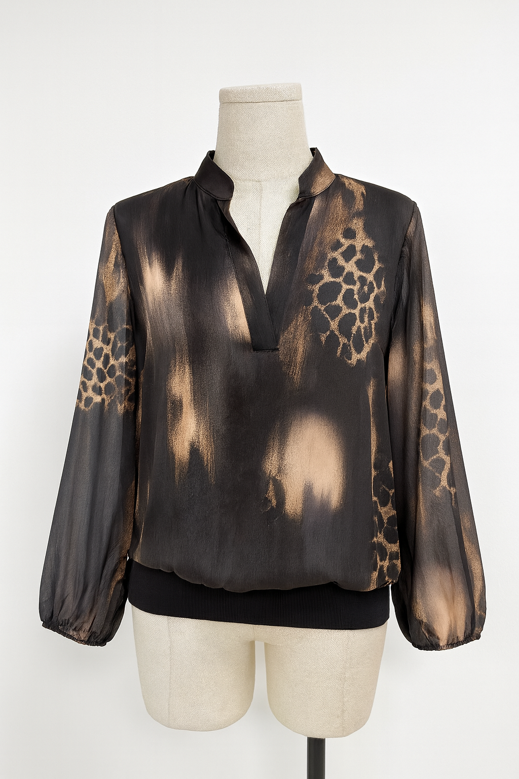 Marc Angelo Alena top