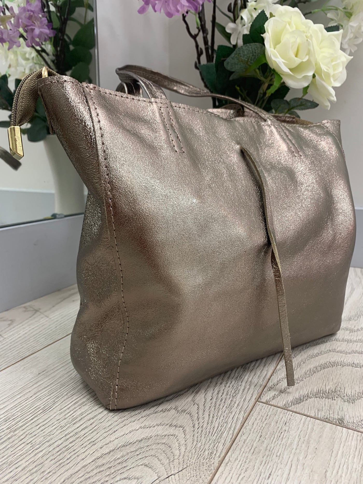  Handbag  Genuine Leather 