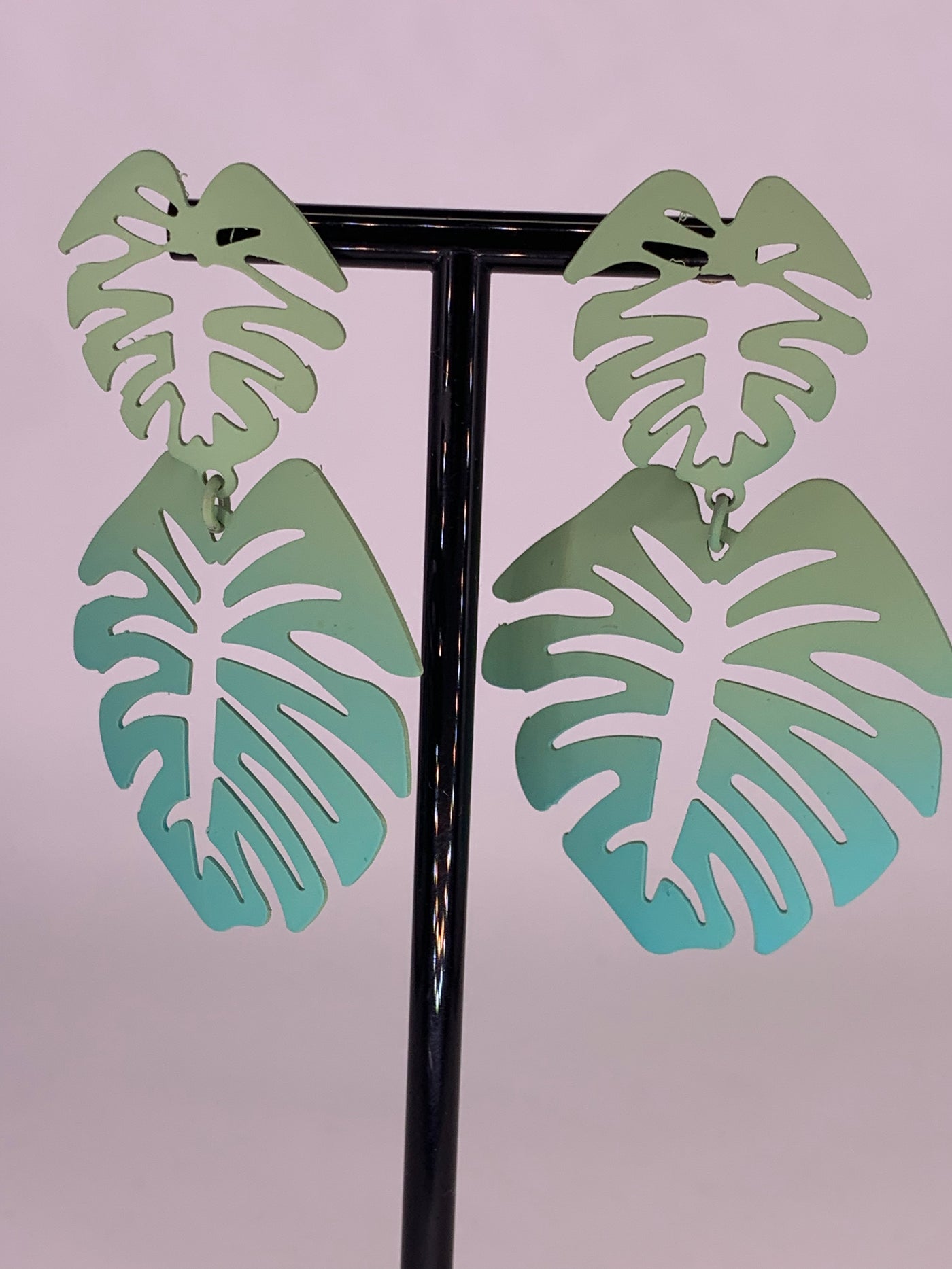 Women's Leaf Design Earrings