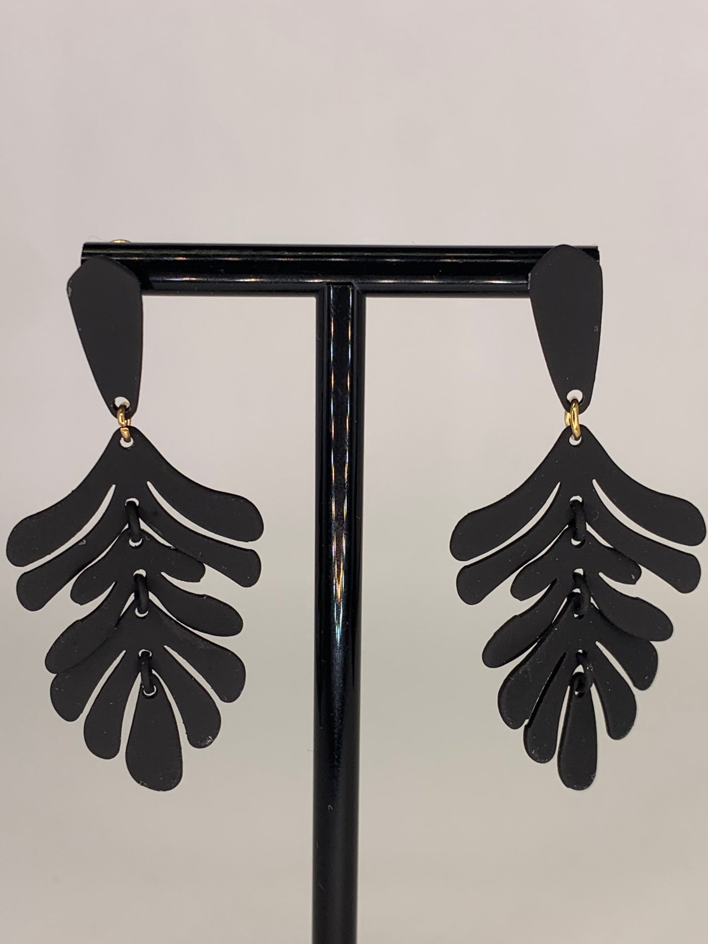 Women's Leaf Design Earrings