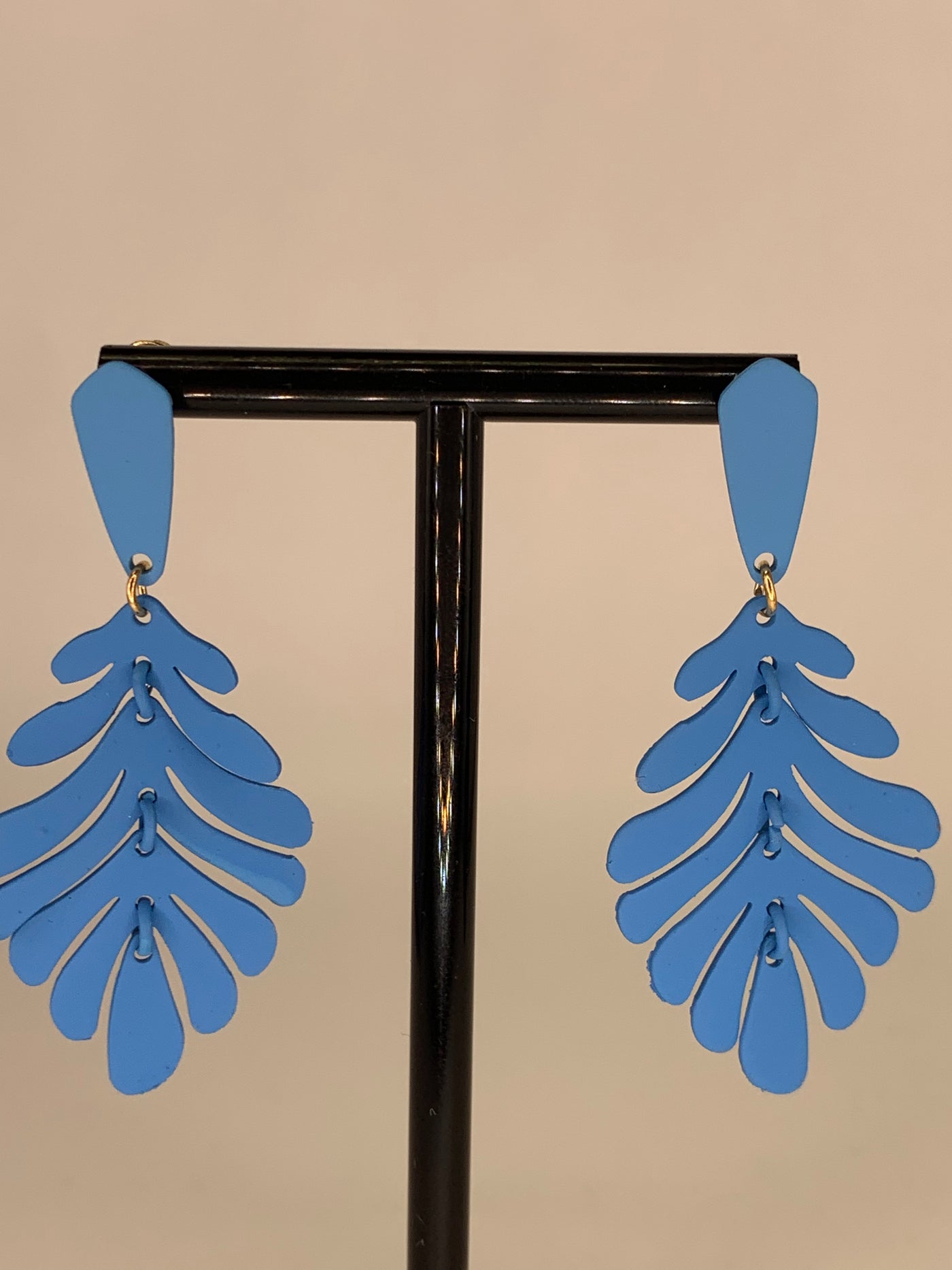 Women's Leaf Design Earrings