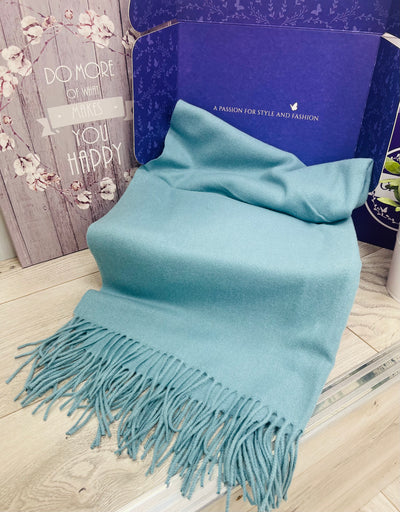 Women's cashmere scarf