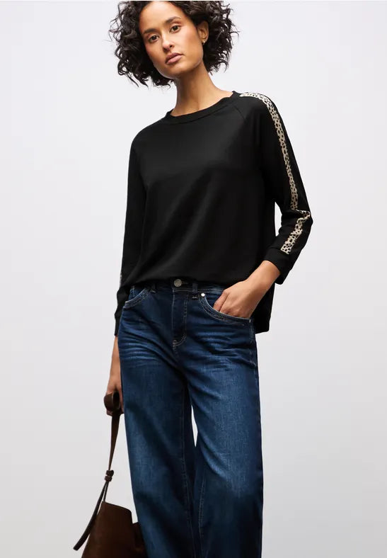 Street One top with leopard print stripes