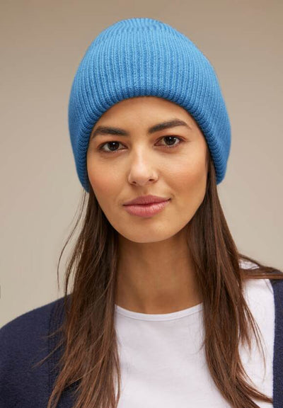 Street One women's modern knit beanie hat