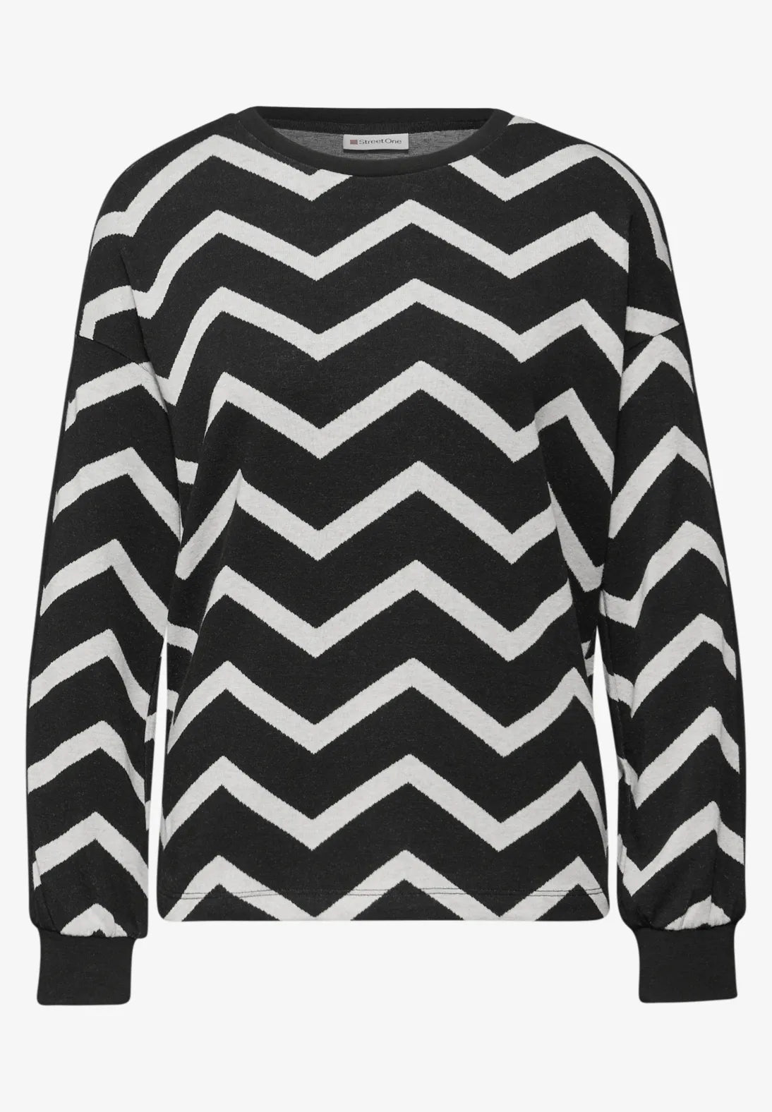 Street One top with side stripes