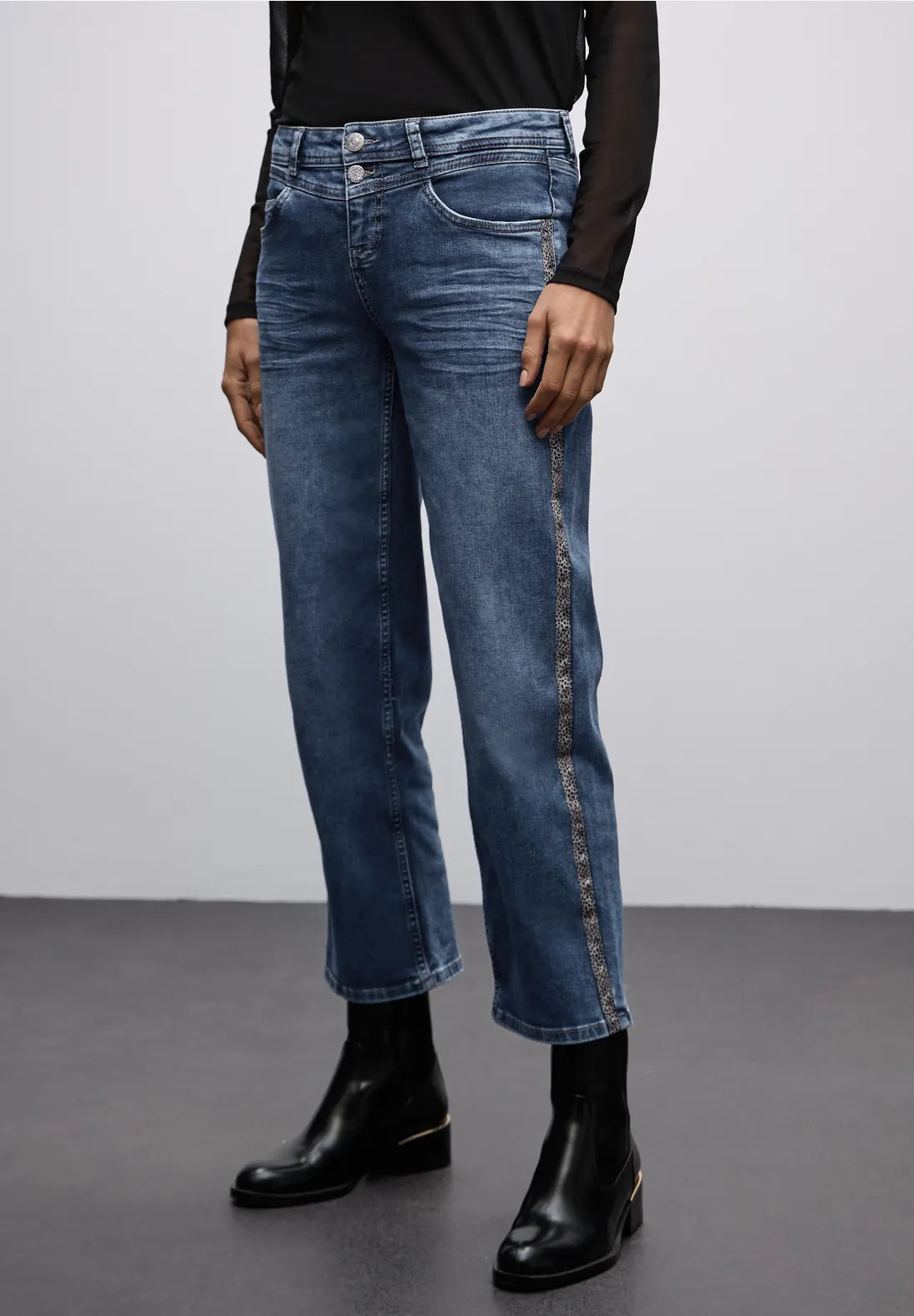 Street One Straight Legs jeans with tape