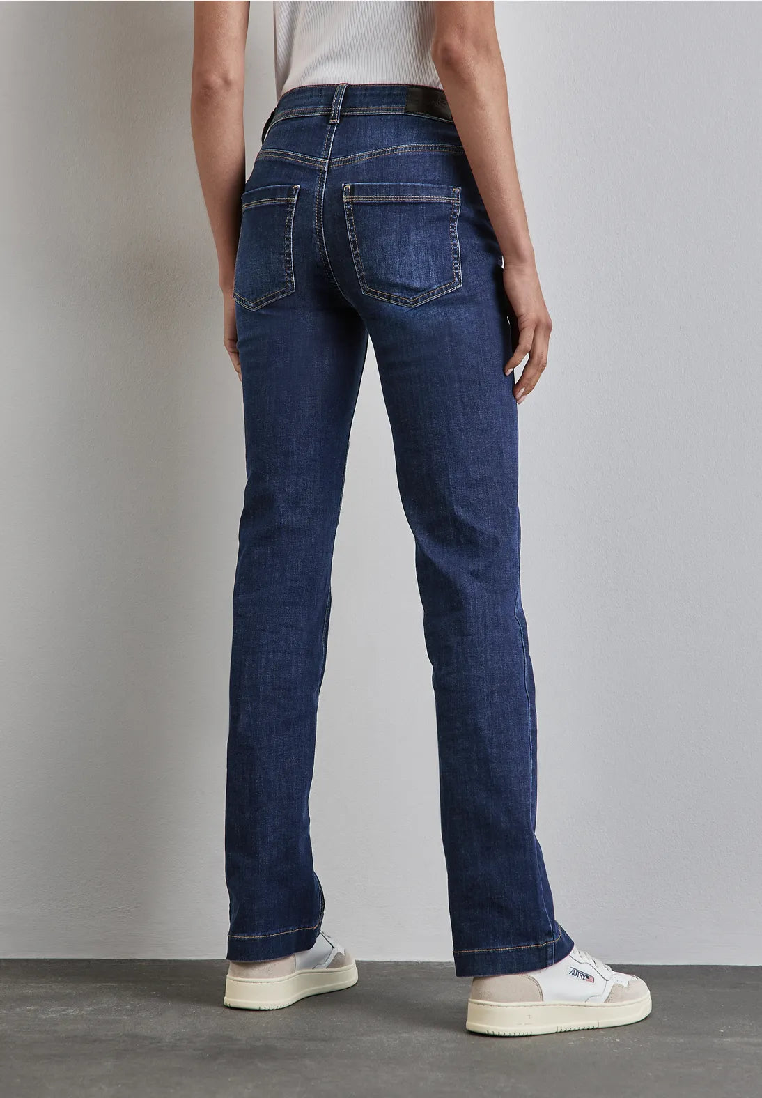 Street one bootcut jeans leg 32